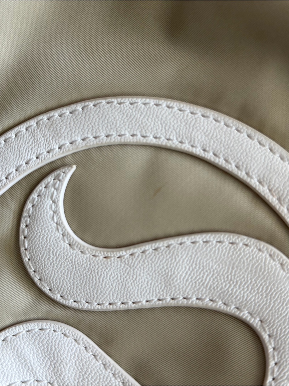 Lululemon Vintage Beige Crossbody Sling Bag Oversized Logo - Picture 7 of 7